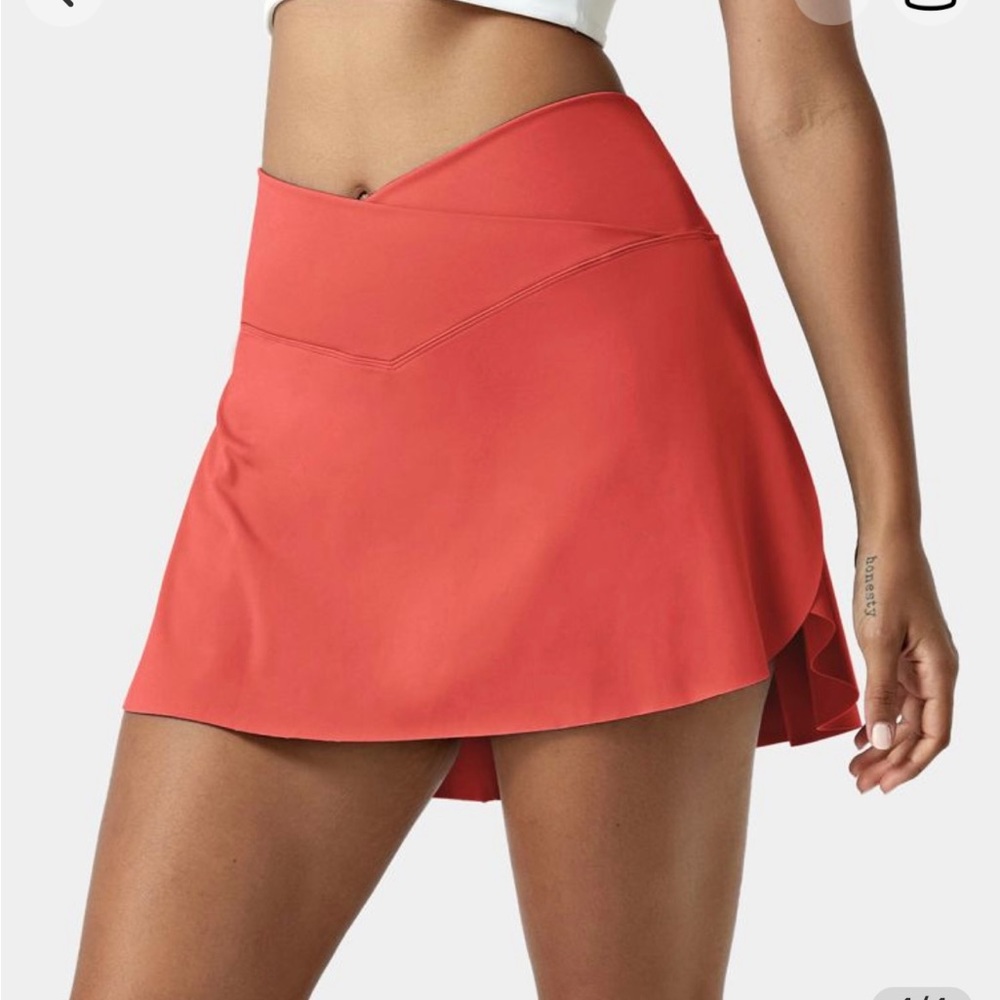*NWT* HALARA Everyday Cloudful Air Crossover 2-in-1 Tennis Skirt